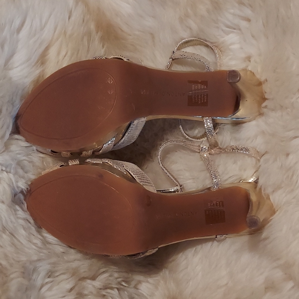 ANTONIO MELANI 8M Gold Leather Slingback Sandals - Picture 4 of 8